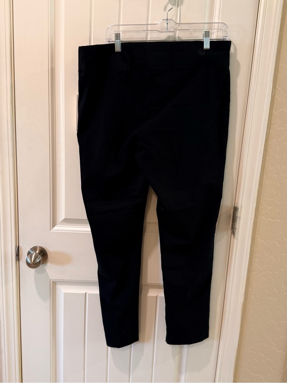 Gloria Vanderbilt Amanda 14P Black Pull On Slimming Pants NWT Petite - Picture 3 of 13